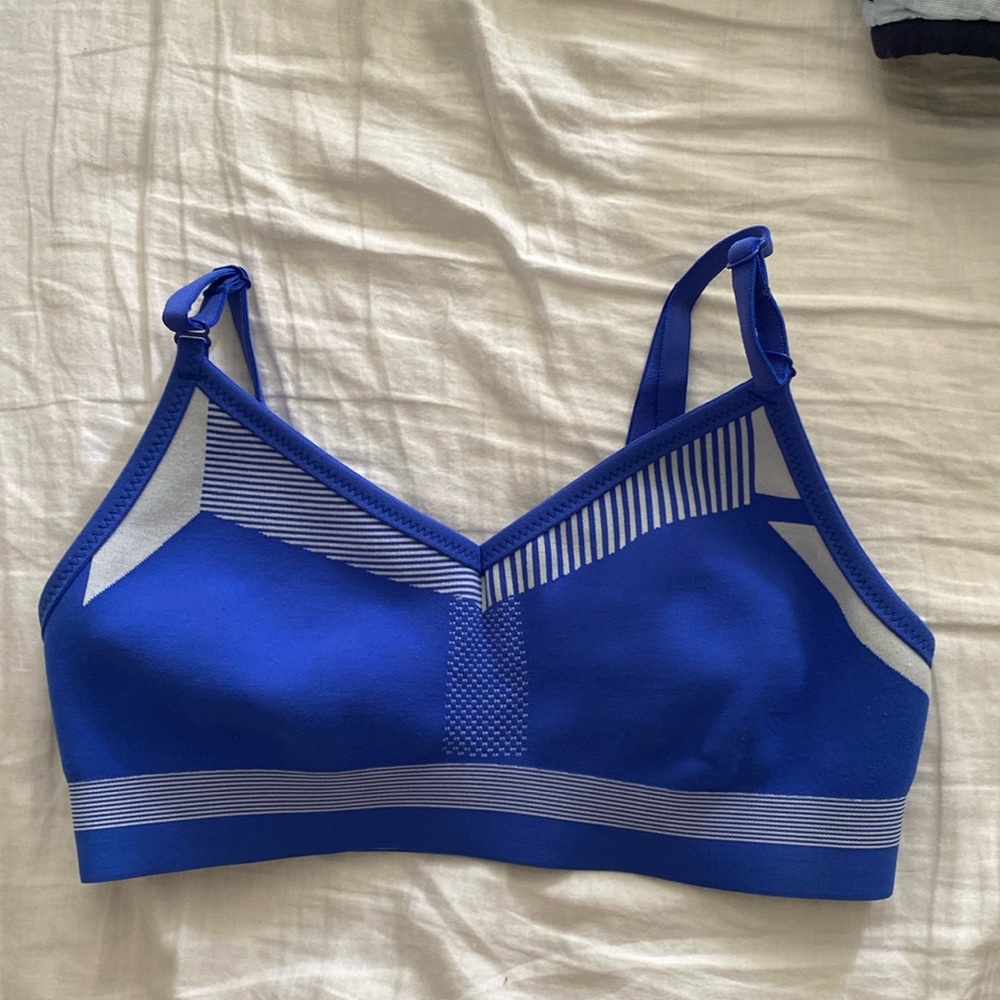 Nike Flyknit Indy Sports Bra